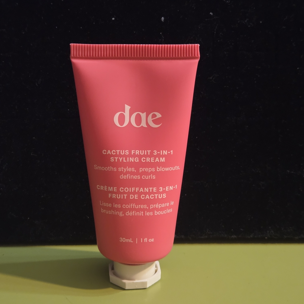 Dae Cactus Fruit 3-in-1 Hair Styling Cream